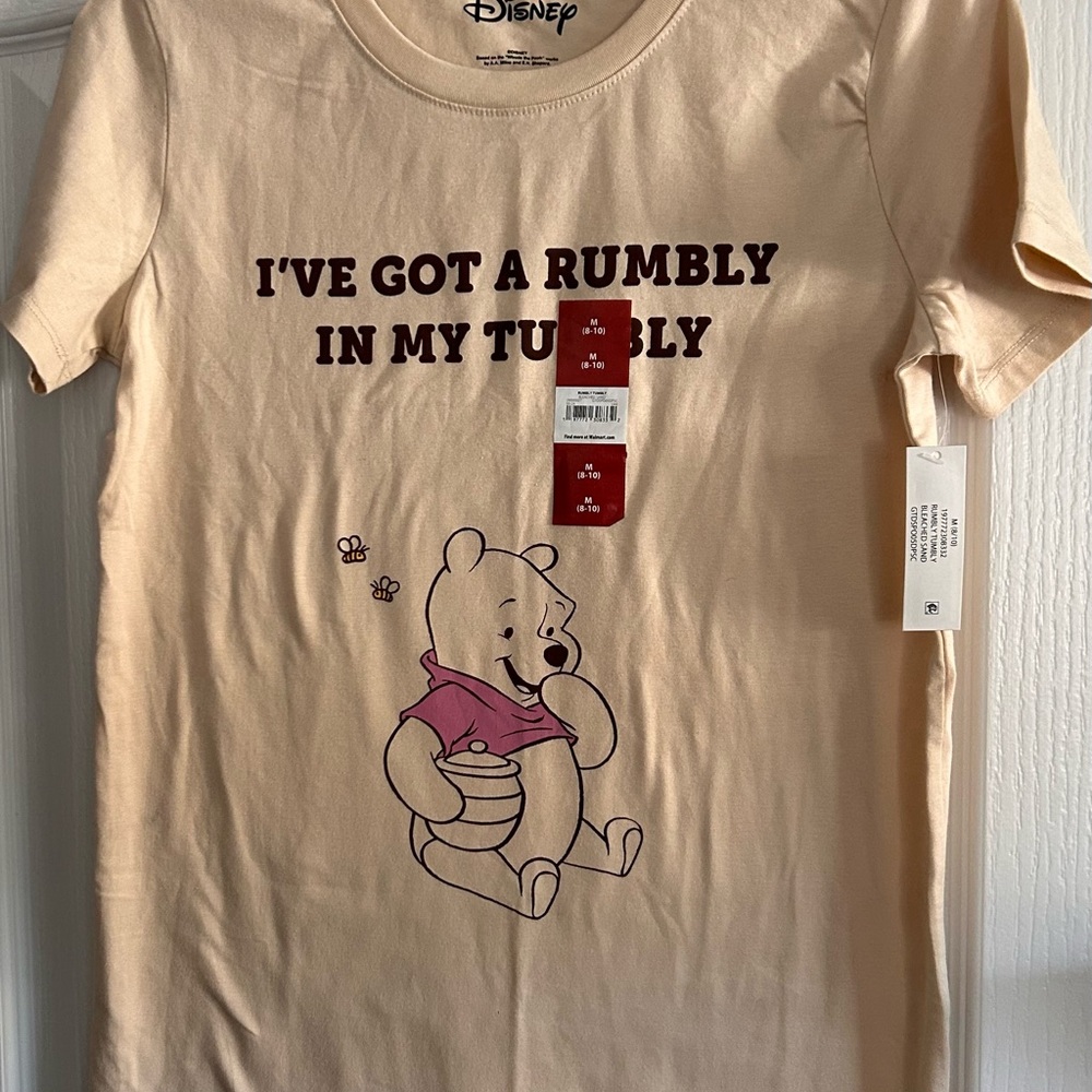 Disney Winnie the Pooh Beige Short Sleeve Tee Medium 8/10 “Rumbly in my Tumbly “